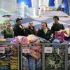 Shoppers on Black Friday in Times Square